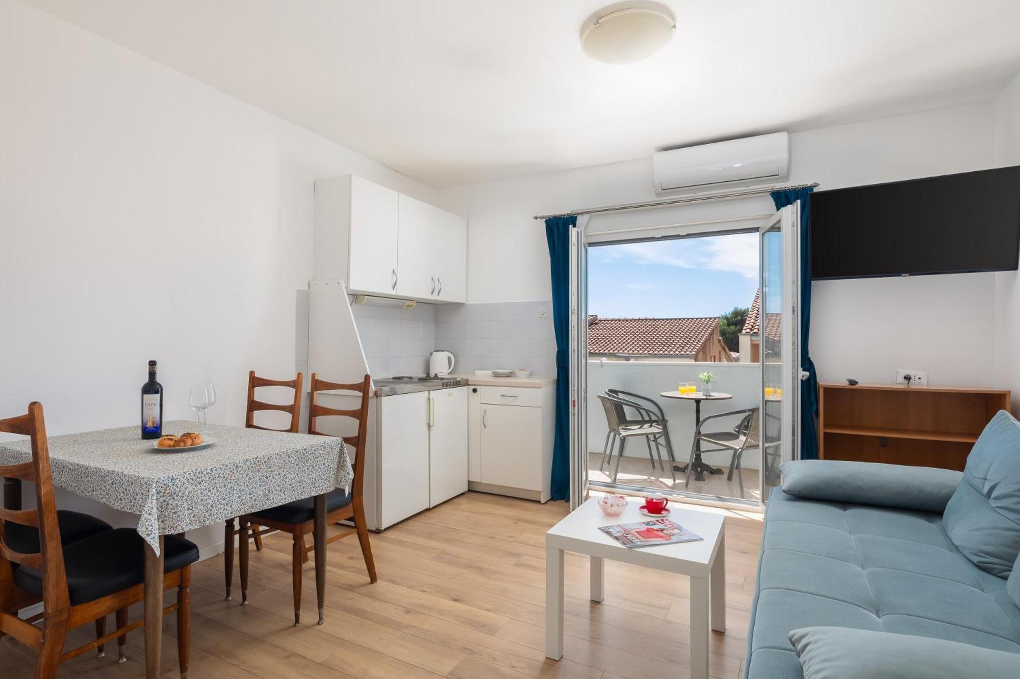 Magnolia Center Apartments ماكارسكا الغرفة الصورة